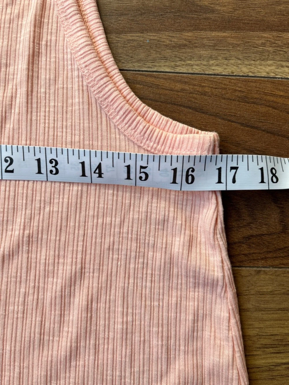 Old Navy Lightweight Ribbed Tank Top - Light Peach XS Summer Sleeveless - Picture 4 of 6